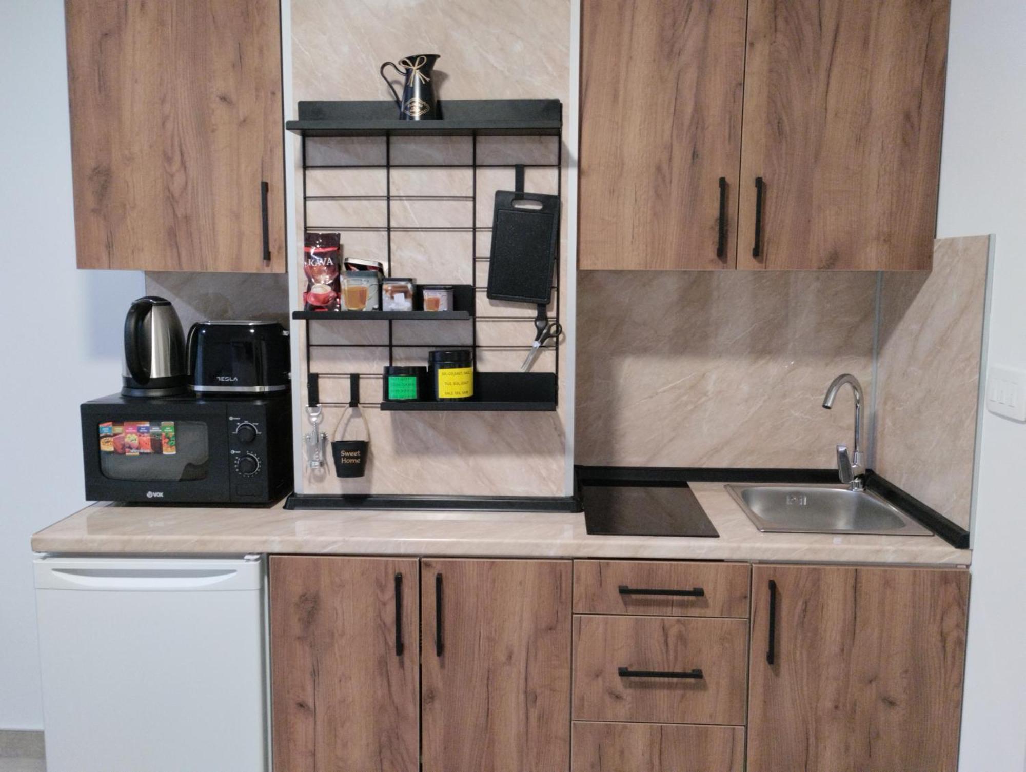 Iris Apartman Ivanica Kültér fotó